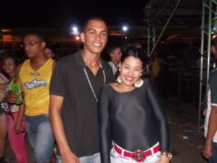 Oktober 10 Anos